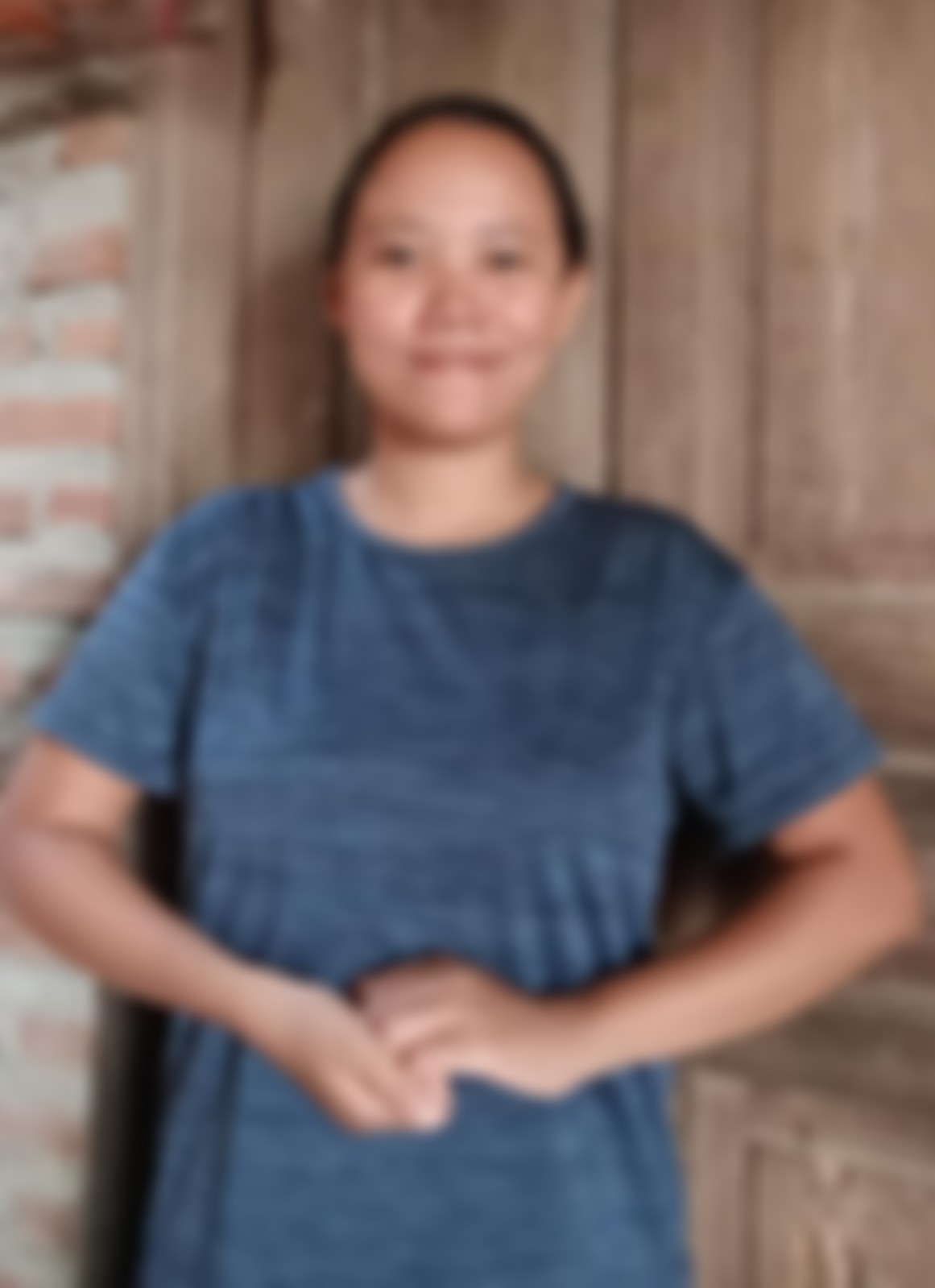 Ex-Singapore Indonesian helper biodata photo