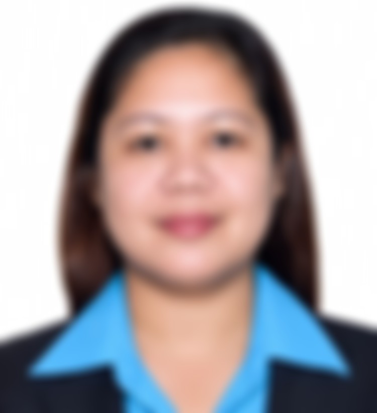 Experienced Filipino helper biodata photo