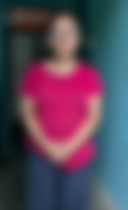 Ex-Singapore domestic helper biodata photo